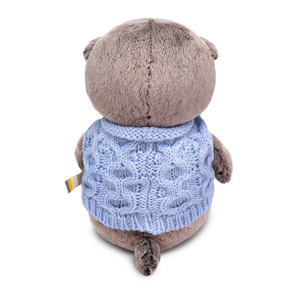 в вязаном жилете с помпонами | БУДИ БАСА в вязаном жилете с помпонами