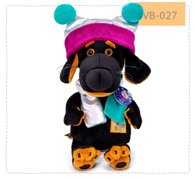 в шапке «Космос»