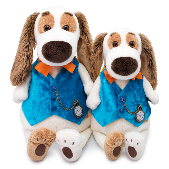 в жилете с часами