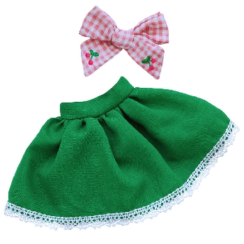 Юбка с кружевом и бант с вышивкой