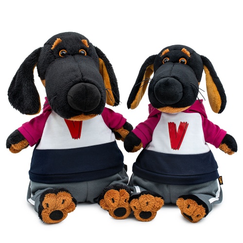 Ваксон в костюме в стиле спорт-шик