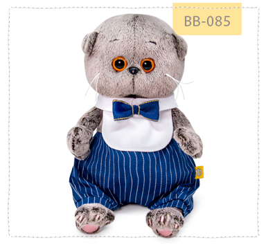 в манишке с бантом