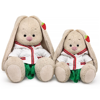 Зайка Ми в курточке и с земляничкой на ушке