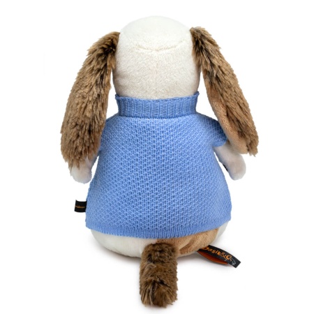 в жилете с сердцем