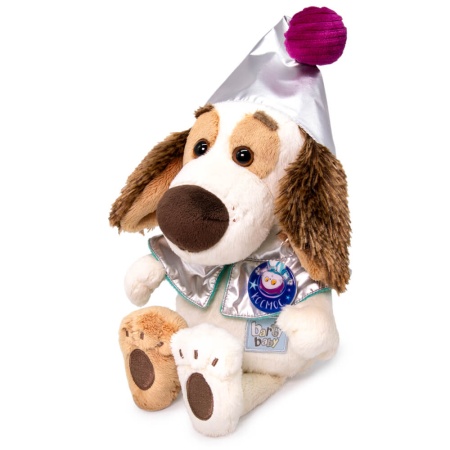 в шапке «Космос»