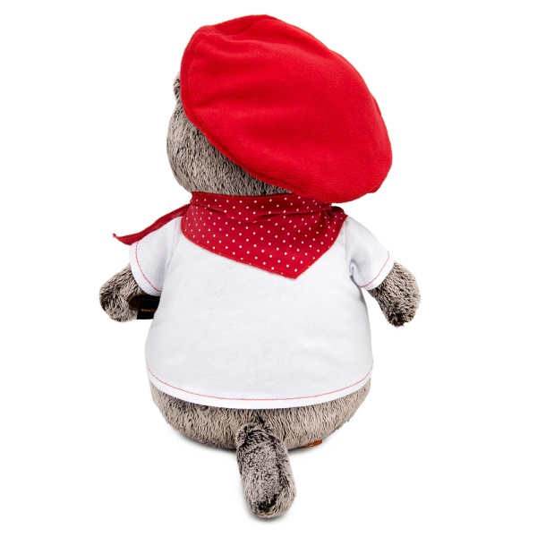 в футболке с принтом "Плюшевая революция"