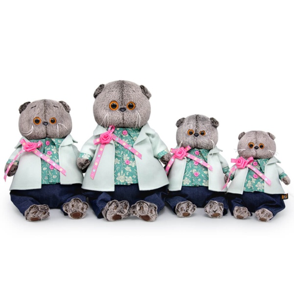 в твидовом пиджаке с розой