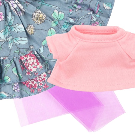 Юбка с футболкой и платок