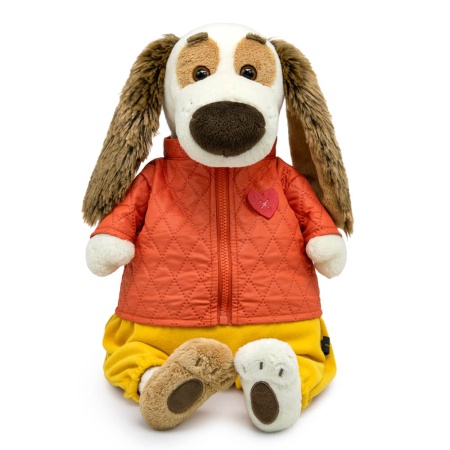 в стеганой куртке и штанах