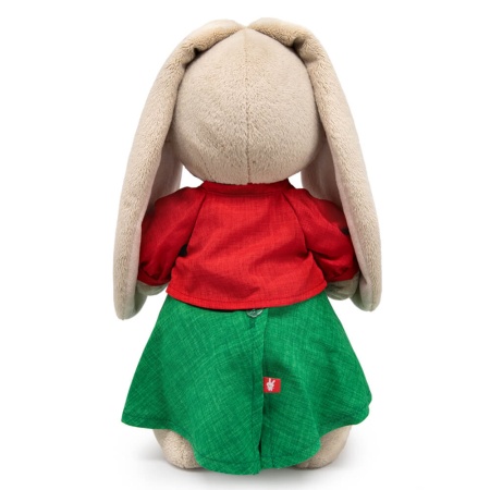 Зайка Ми в костюме с земляничкой