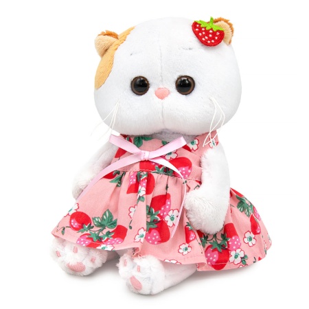 в сарафане с клубничками