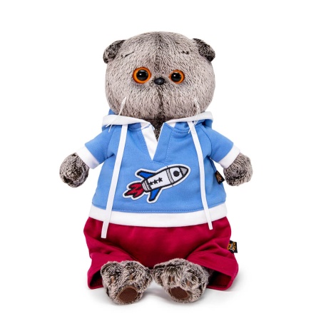 в футболке с ракетой