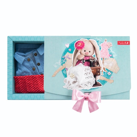 Джинсовый комбинезон и косынка