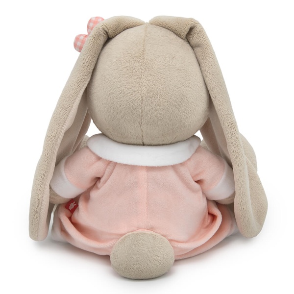 в спальном комбинезоне