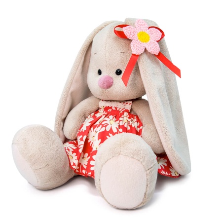 в летнем сарафане