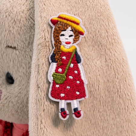 в вязаном сарафане