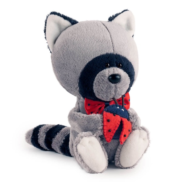 Енот Лёка с божьей коровкой