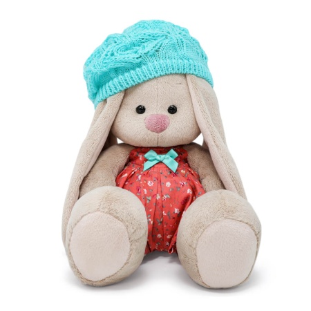 в вязаном берете