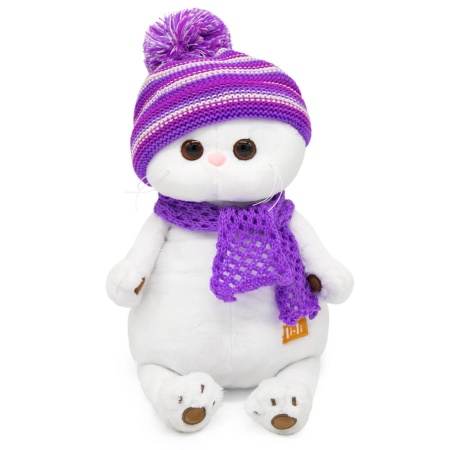 в лиловом вязаном комплекте