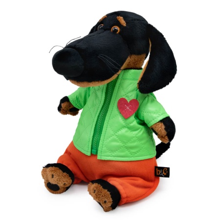 в стеганой куртке и штанах