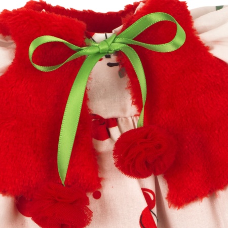 Платье с вишнями и жилет с помпонами