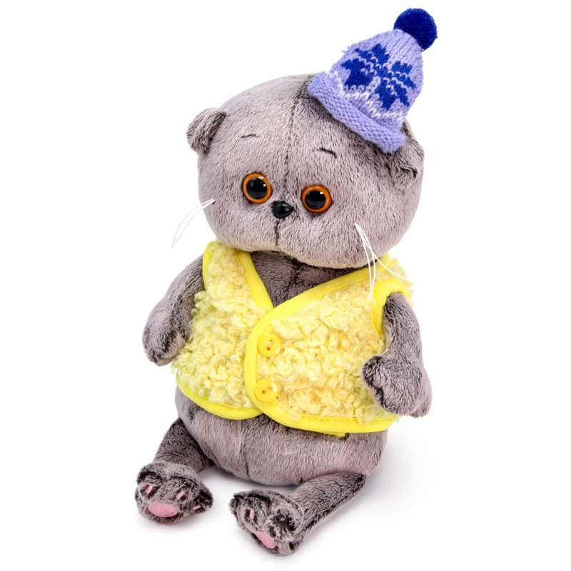 в меховом жилете