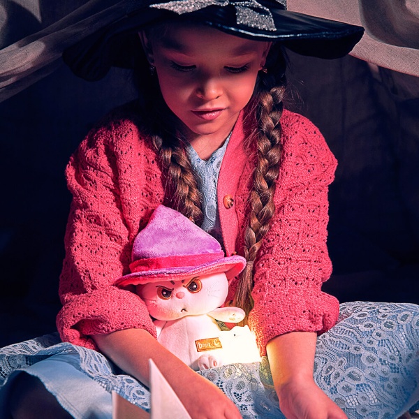 Кошечка Ли-Ли "Волшебница"