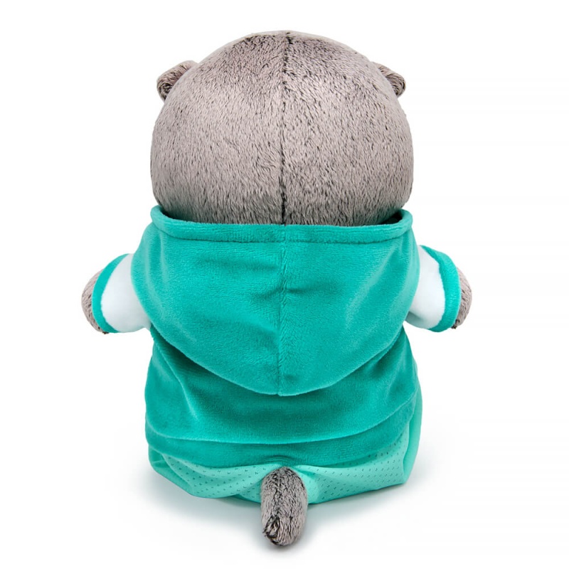 в спортивном костюмчике