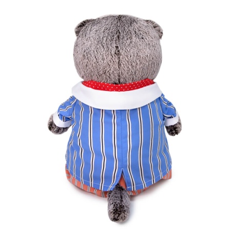 в полосатом костюме