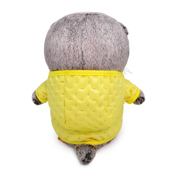 в стеганой курточке