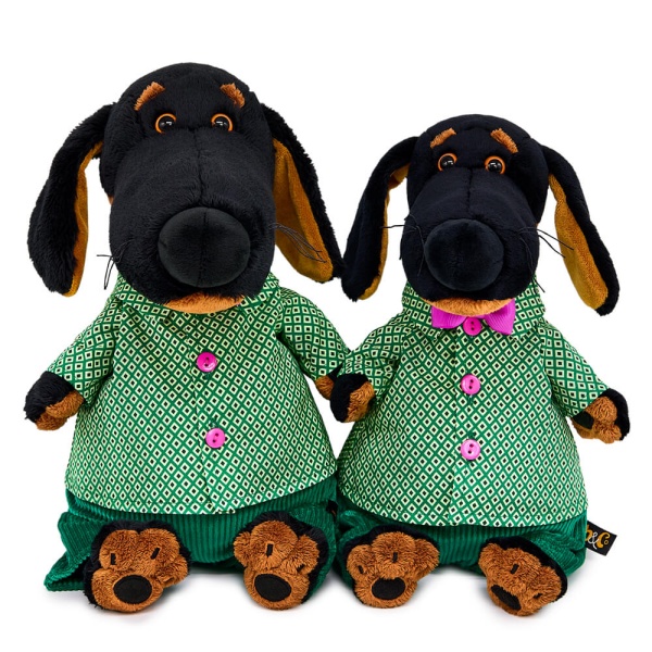 в зеленой рубашке и брюках | БУДИ БАСА в зеленой рубашке и брюках