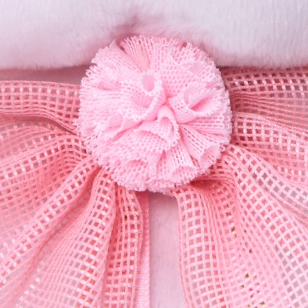 с розовым бантом