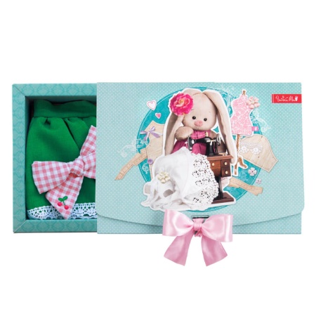 Юбка с кружевом и бант с вышивкой